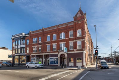 /international/us/1706-central-dubuque-ia-110098928164/?lang=zh-tw