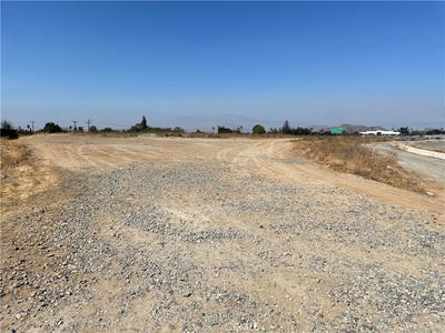 /international/us/3425-arlington-riverside-ca-110106241485/