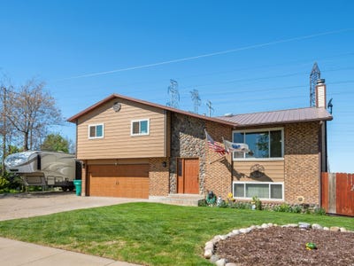 /international/us/115-n-1400-w-clearfield-ut-110107720982/