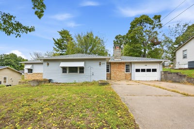 /international/us/410-e-glenview-place-neosho-mo-110120669784/