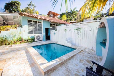 /international/pr/hacienda-dona-vianda-5-unit-off-grid-airbnb-estate-rincon-rincon-rincon-110106183869/