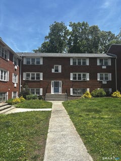 /international/us/39-briarwood-lane-branford-ct-110108280616/