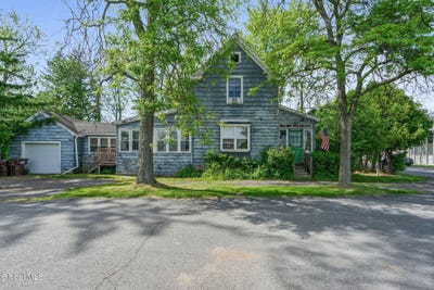/international/us/55-van-dyke-road-delmar-ny-110108498023/