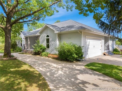 /international/us/46-watkins-drive-camdenton-mo-110101128377/?lang=id