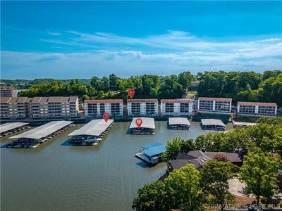 /international/us/40-lighthouse-road-lake-ozark-mo-110108139187/