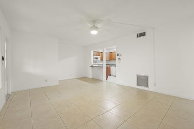 /international/us/4709-sable-pine-circle-west-palm-beach-fl-110108408174/