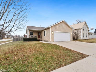 /international/us/223-n-fremont-street-stuart-ia-110104559823/