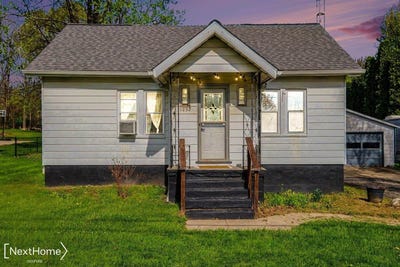 /international/us/1098-gilbert-street-flint-mi-110107719891/