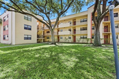 /international/us/3199-foxcroft-road-miramar-fl-110106581758/