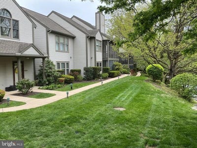 /international/us/515-roslaire-drive-hummelstown-pa-110108658779/