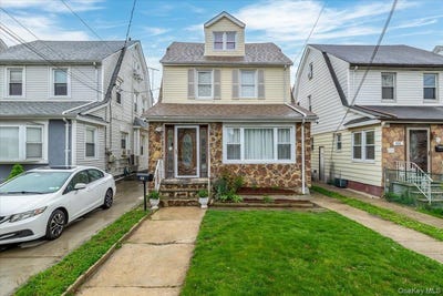/international/us/9219-218th-street-queens-village-ny-110107841611/