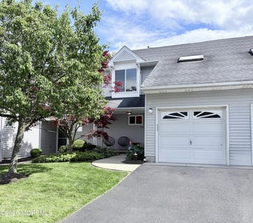 /international/us/1270-holmes-court-neptune-city-nj-110108617539/