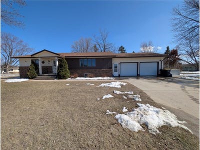 /international/us/411-6th-avenue-sw-perham-mn-110107229034/