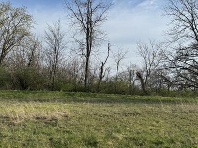 /international/us/7940-hidden-creek-roscoe-il-110091450888/