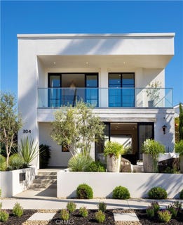 /international/us/304-goldenrod-avenue-corona-del-mar-ca-110106947832/
