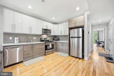 /international/us/1317-00-n-7th-street-philadelphia-pa-110108378721/
