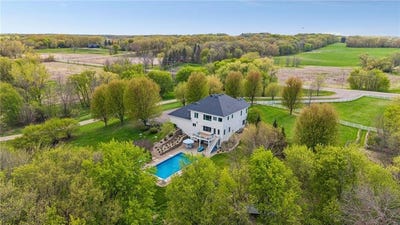 /international/us/3420-county-road-90-independence-mn-110107936718/