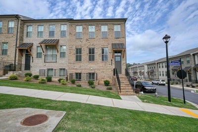 /international/us/4240-hickory-pine-alley-doraville-ga-110107170827/