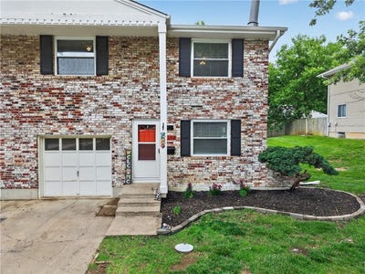 /international/us/7189-nw-chapel-woods-lane-kansas-city-mo-110108583122/