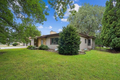 /international/us/144-hillcrest-road-waterloo-ia-110110417610/