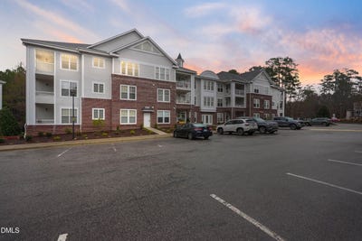 /international/us/236-eyam-hall-lane-apex-nc-110106055131/
