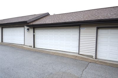 /international/us/8626-alpine-drive-urbandale-ia-110105698168/