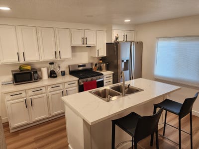 /international/us/4234-w-3450-s-west-valley-city-ut-110104994001/
