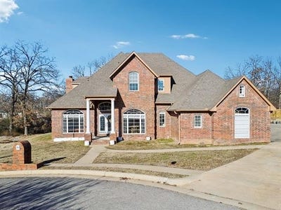 /international/us/101-s-harrison-avenue-tahlequah-ok-110095485497/