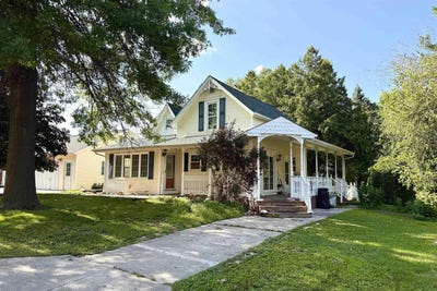 /international/us/704-6th-street-traer-ia-110100981934/