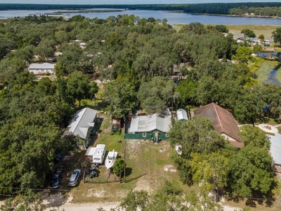 /international/us/24855-ne-135-street-salt-springs-fl-110102150271/