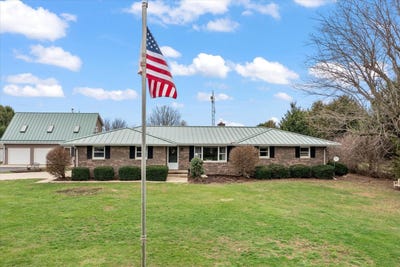 /international/us/14540-e-3400-n-road-rossville-il-110106919065/