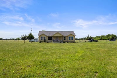 /international/us/2791-farm-road-2068-klondike-tx-110108357339/