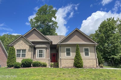 /international/us/103-crossroads-blvd-oak-ridge-tn-110099869445/