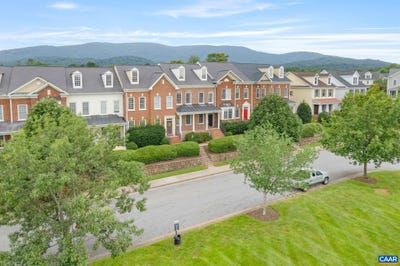 /international/us/219-grass-dale-ln-crozet-va-110101063461/