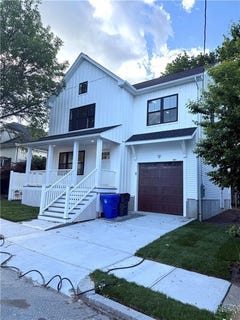 /international/us/95-farm-street-providence-ri-110108547857/