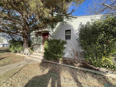 /international/us/7104-s-cook-street-monument-nm-110097192221/