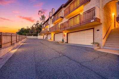 /international/us/719-franklin-ln-vista-ca-110108879276/