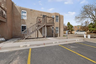 /international/us/1700-1702-calle-de-oriente-norte-santa-fe-nm-110106760512/