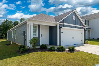 /international/us/725-sterling-place-odenville-al-110100693699/