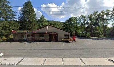 /international/us/4324-ny-7-hoosick-falls-ny-110100583940/