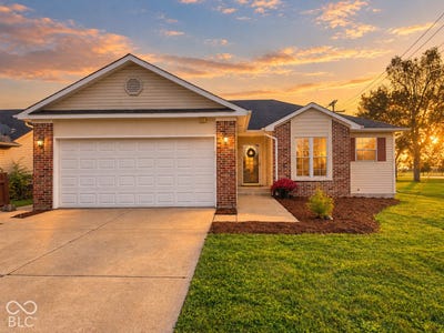 /international/us/2121-winfield-park-drive-greenfield-in-110120575862/