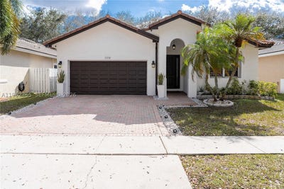 /international/us/13746-sw-32nd-st-miramar-fl-110107937782/