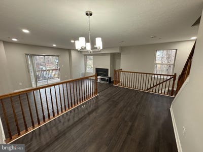 /international/us/4641-deepwood-court-bowie-md-110106000718/