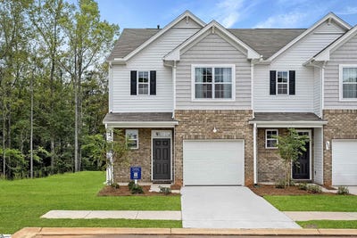 /international/us/1005-charlotte-hill-street-piedmont-sc-110100918201/