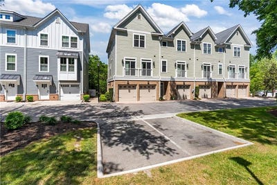 /international/us/426-westport-street-norfolk-va-110107416982/