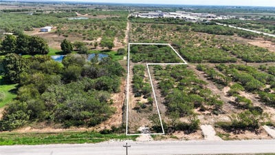 /international/us/county-road-422-lot-1-pleasanton-tx-110120486662/
