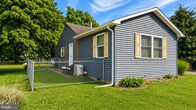 /international/us/4986-nittany-valley-drive-mill-hall-pa-110109060119/