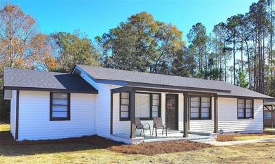 /international/us/336-brobston-street-baxley-ga-110104429853/