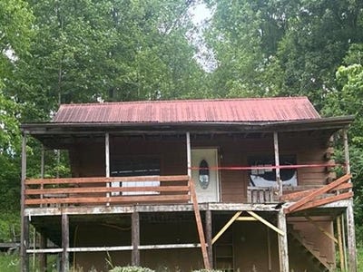 /international/us/1646-cedgap-road-louisa-ky-110108174409/