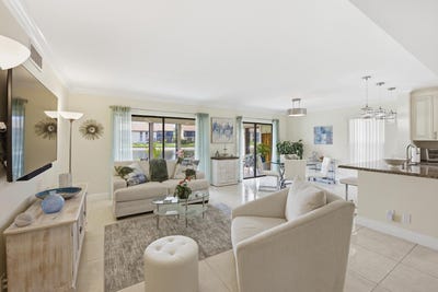 /international/us/10223-n-circle-lake-drive-boynton-beach-fl-110120055696/